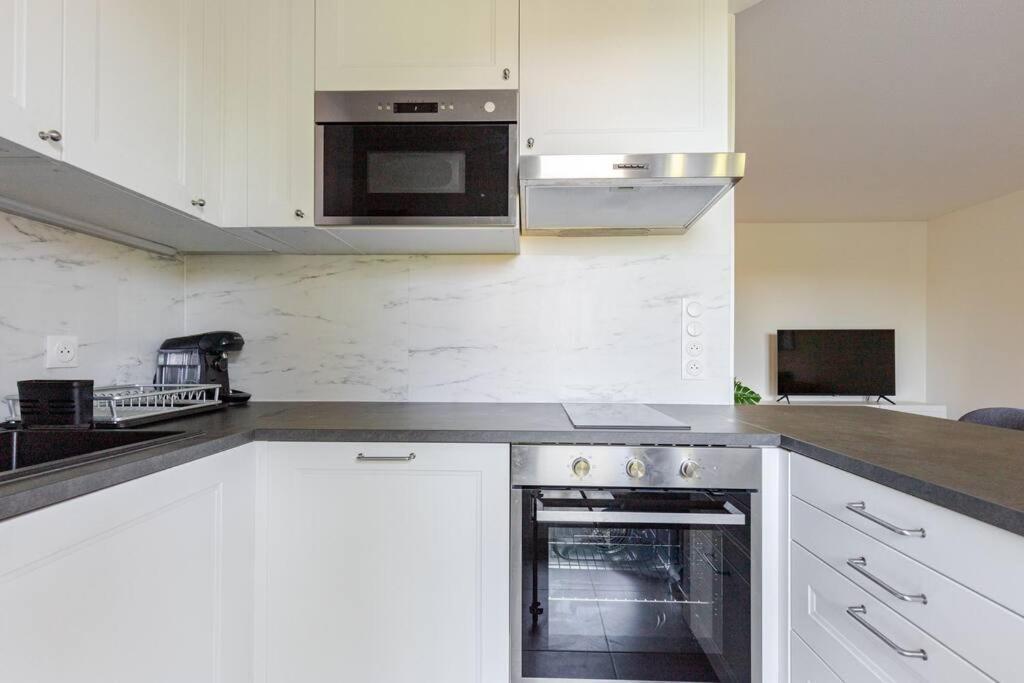 T2 Lespinet - - Parking Gratuit & Wifi Apartamento *