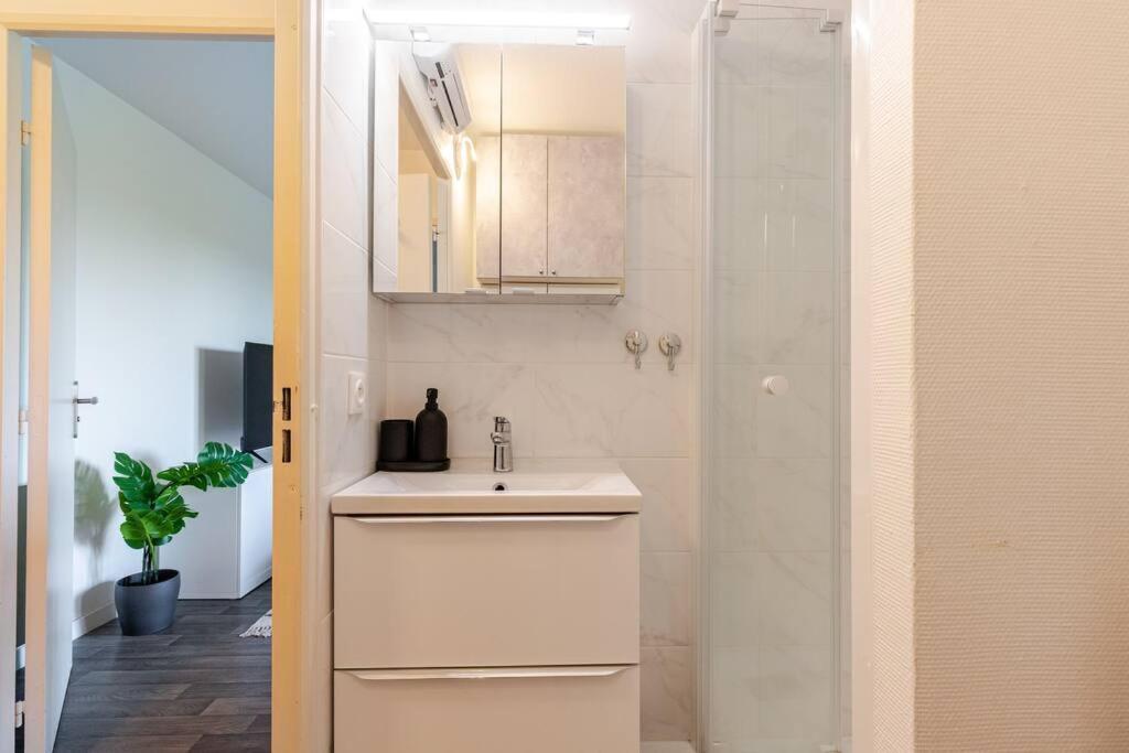 Appartement T2 Lespinet - - Parking Gratuit & Wifi